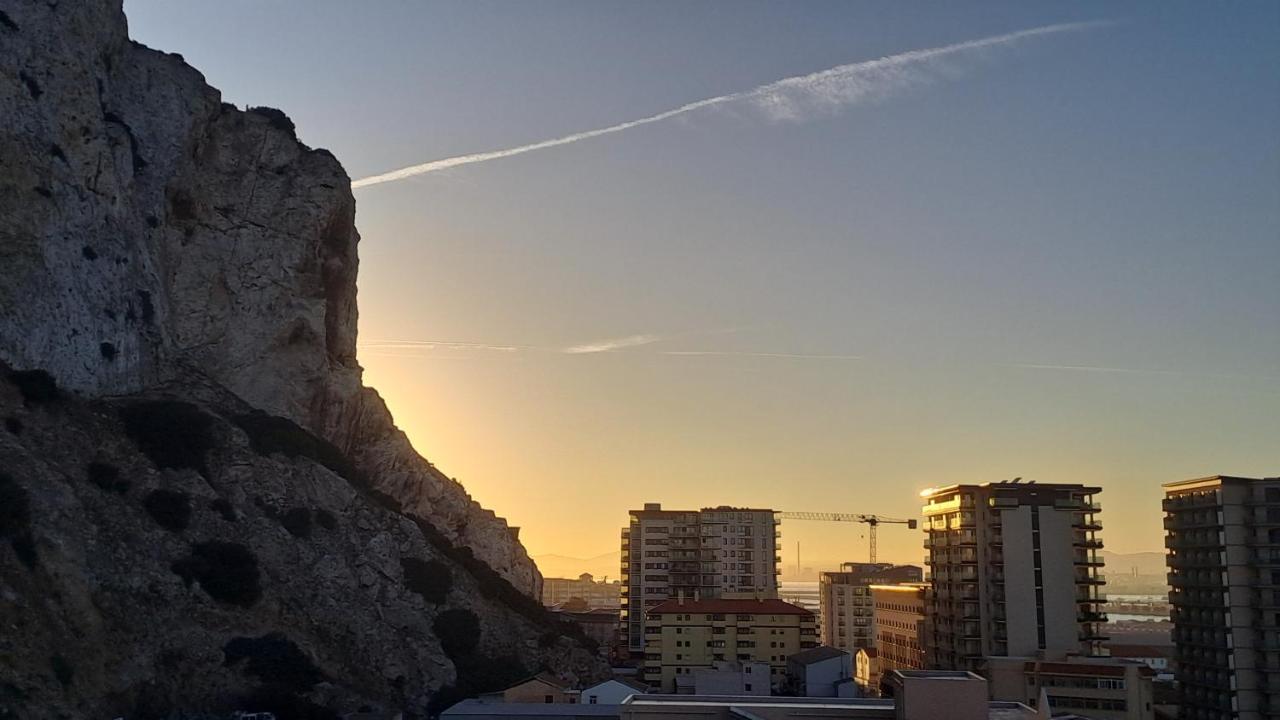 Beautiful Studio In Gibraltar - E1 מראה חיצוני תמונה